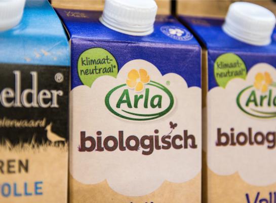 Arla draaide een goed jaar in 2022, wat de leden-melkveehouders een nabetaling van 2,2 cent per kg melk oplevert