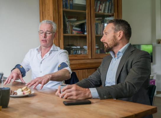 Voor zowel extensieve of biologische bedrijven als bedrijven die zich richten op efficiënte melkproductie ziet ABN Amro toekomst