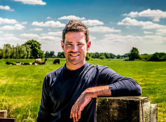 Melkveehouder Lars van Loenhout 
