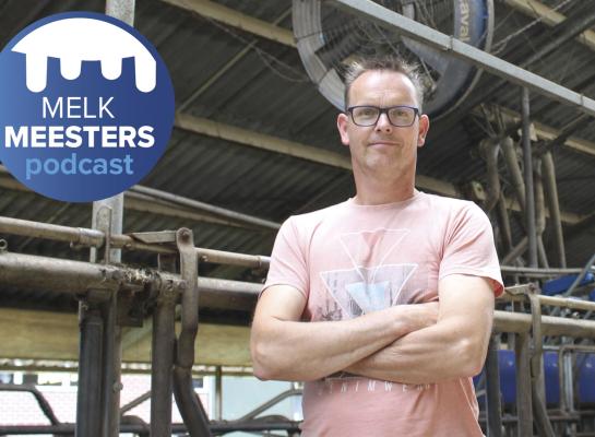Dankzij het koelen van de koeien voorkomt Erik Immink een productiedip tijdens warme dagen