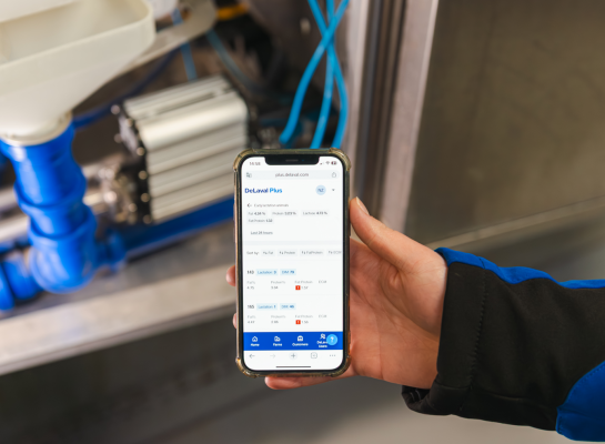 Mobiele telefoon die gegevens vanuit DeLaval Milk Solids Analysis laat zien in DeLaval Plus