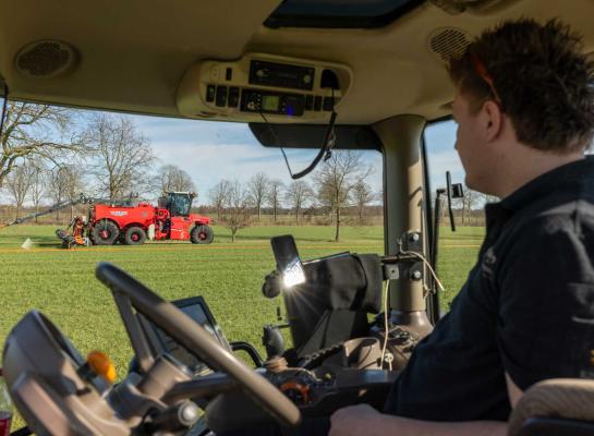 Het achtste actieprogramma is gericht op het verminderen van de nutriëntenbelasting van grond- en oppervlaktewater vanuit de landbouw