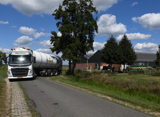 De dagelijks melk- en vetproductie was in mei van dit jaar ruim drie procent lager dan in april