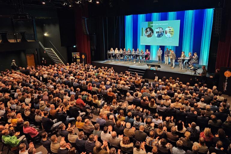 Een volle zaal in Nijkerk tijdens het Boerencongres (foto: LTO Nederland)