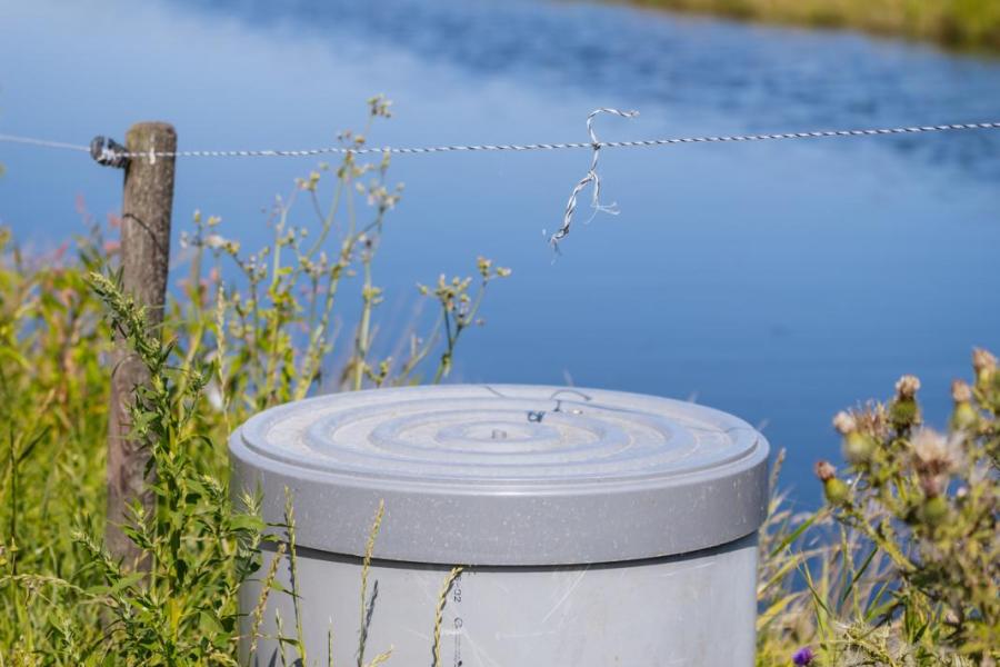 In het gebiedsplan wordt ook gewerkt aan een betere waterkwaliteit en is zo’n 100 hectare van de veengrond gedraineerd om inklinking tegen te gaan
