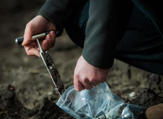 770x513_Print_Soil sampling.jpg
