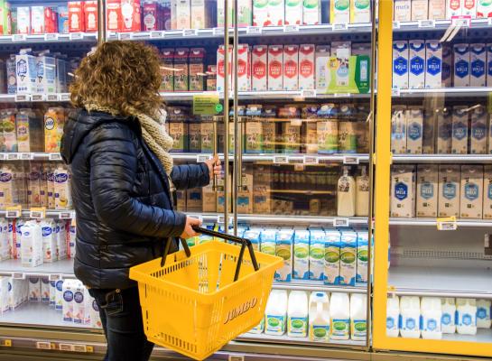 Na de atypische coronajaren is de thuisconsumptie van zuivel in België weer afgezakt naar het niveau van 2019