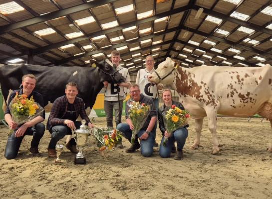 Het winnende team van Drenthe met van links naar rechts Gert-Jan Roseboom, Rienk Jonkers, Jan Wouter van Noord en Hilma Dolstra