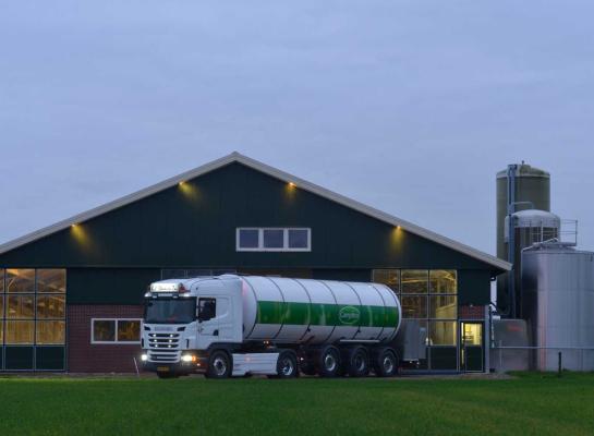 De Europese melkprijzen lagen in november bijna vijf procent lager dan in oktober