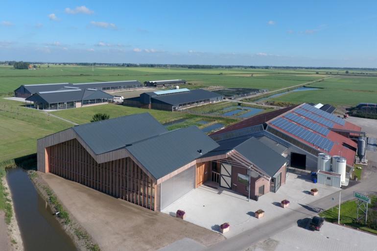 De stallen van Dairy Campus in Leeuwarden