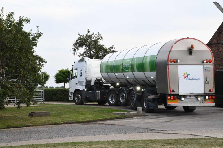 FrieslandCampina legde in 2025 in totaal 411 miljoen kg extra ledenmelk vast van veehouders uit Nederland, België en vooral Duitsland