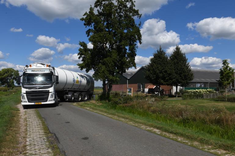 De dagelijks melk- en vetproductie was in mei van dit jaar ruim drie procent lager dan in april