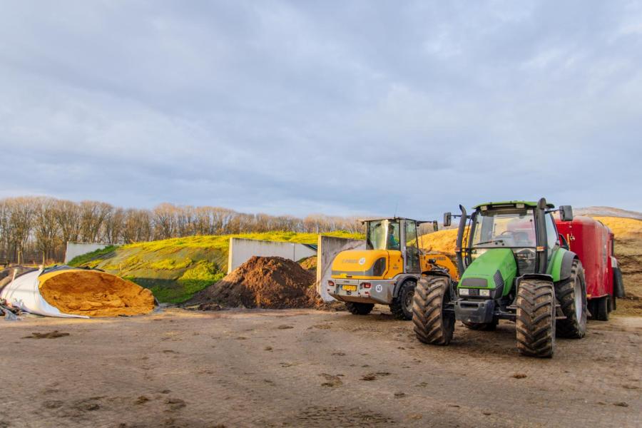 De uitbreiding van het bouwblok maakte het mogelijk om ook te investeren in nieuwe sleufsilo’s
