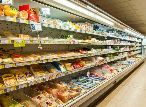 Melk, kaas en eieren waren in december zelfs 28,4 procent duurder dan in december 2021 