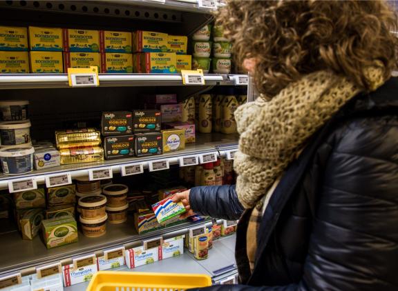 Behalve boter dalen alle zuivelgrondstoffen deze week verder in prijs