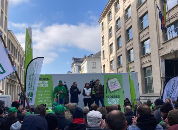 Toespraken op het podium