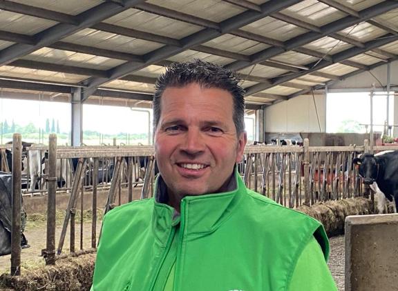 Edward Voshaart is een van de 72 veehouders die meedeed aan de Campina Open Boerderijdagen