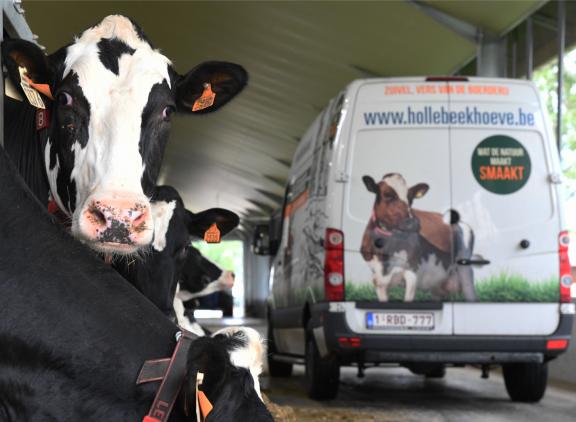 Het Belgische De Hollebeekhoeve is onderdeel van A-ware 