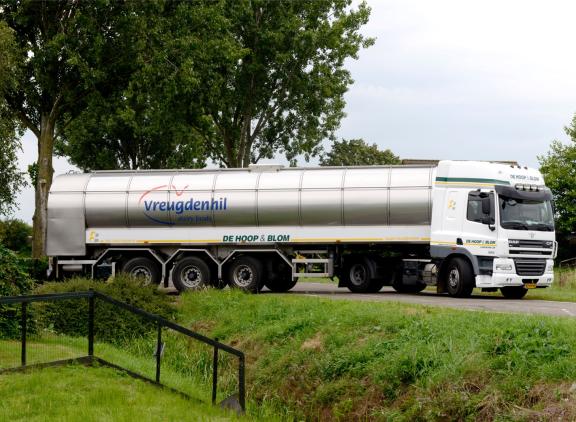 De melkaanvoer over de eerste vijf maanden blijft met 5,79 miljard kg ongeveer 1,9 procent achter ten opzichte van vorig jaar